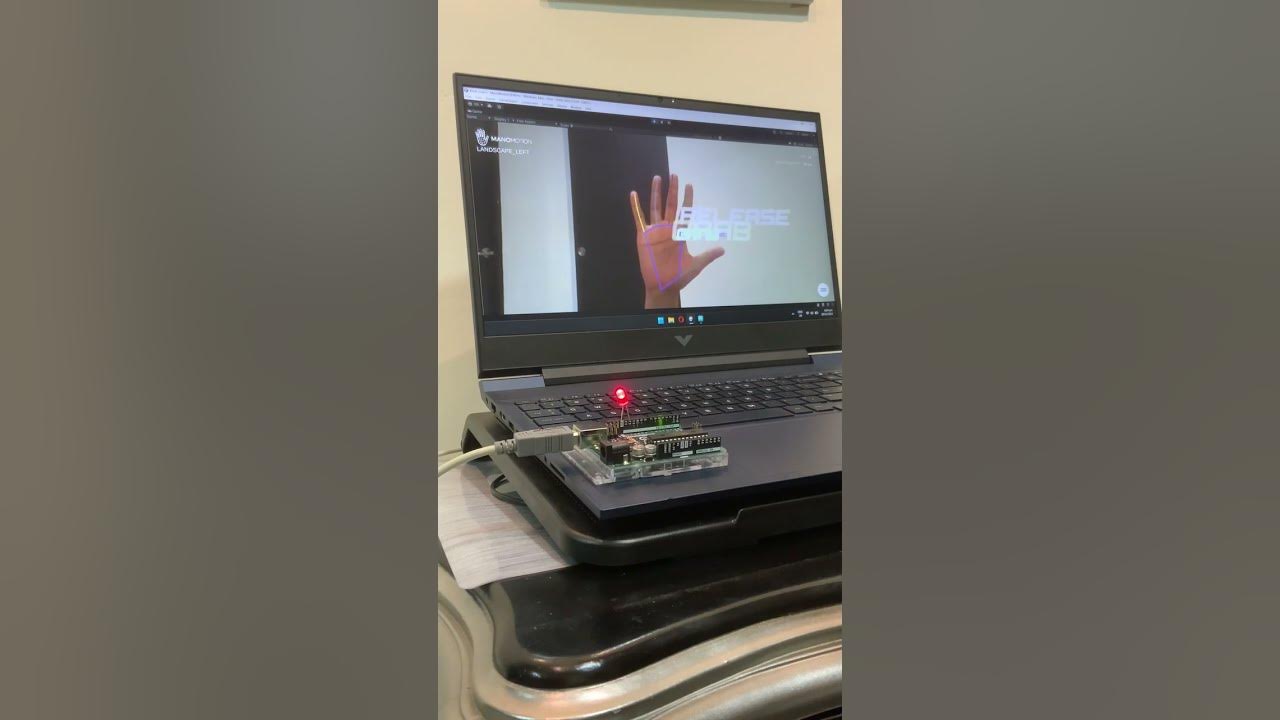 Hand Gesture-Controlled LED in Unity - YouTube