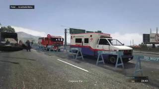 GTA V - Los Santos Police responding Code 3 to car crash