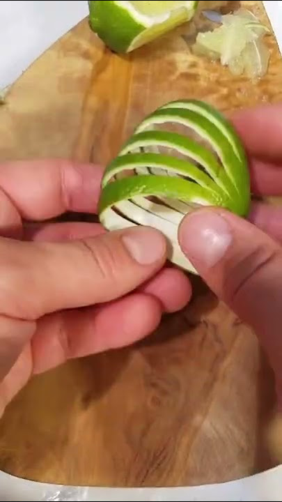 Cocktail Garnish Tutorial- Lime Garnish #shorts #garnish #nolow