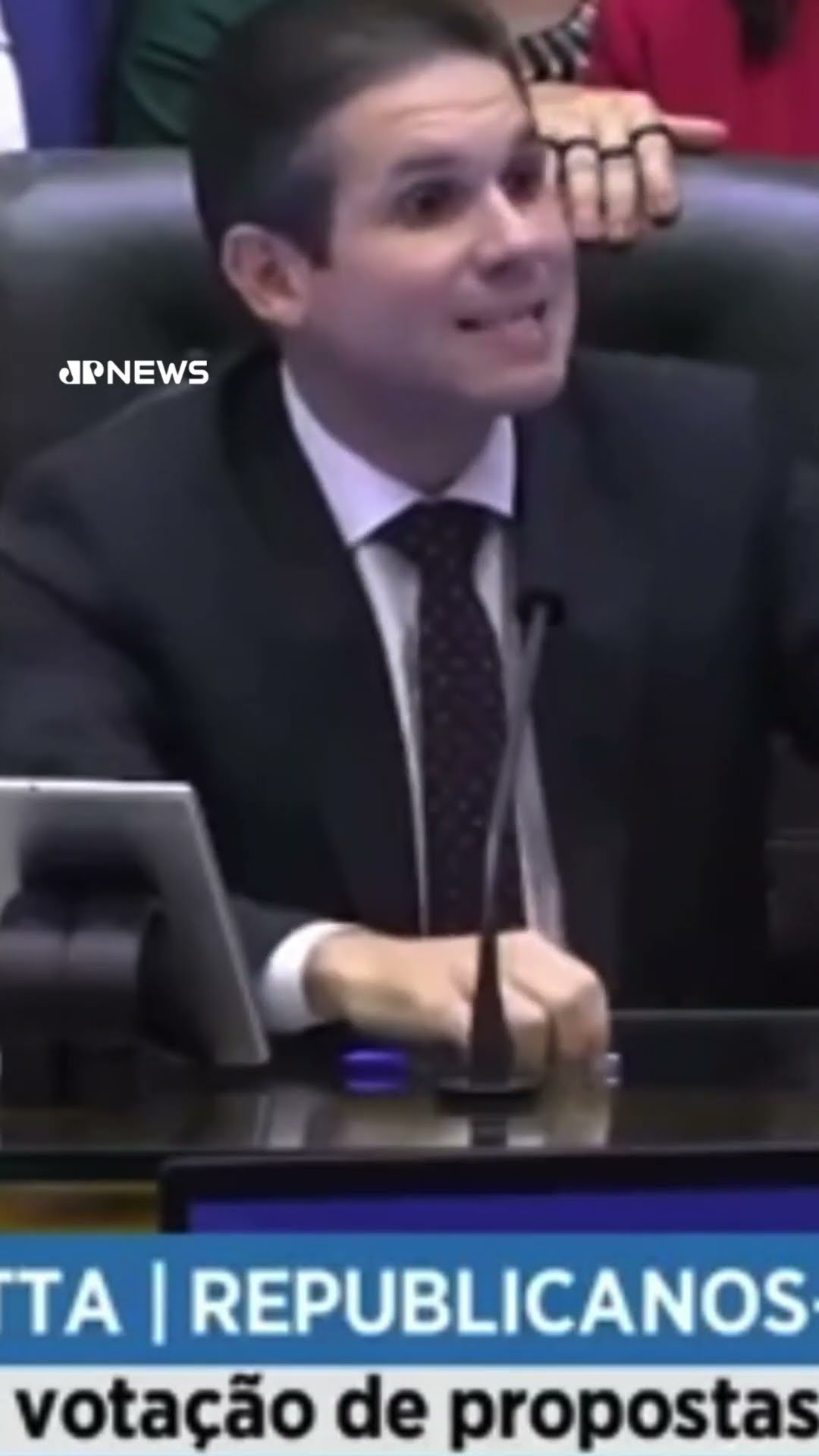 “Aqui não é jardim de infância”, afirma Hugo Motta durante bronca em deputados #shorts