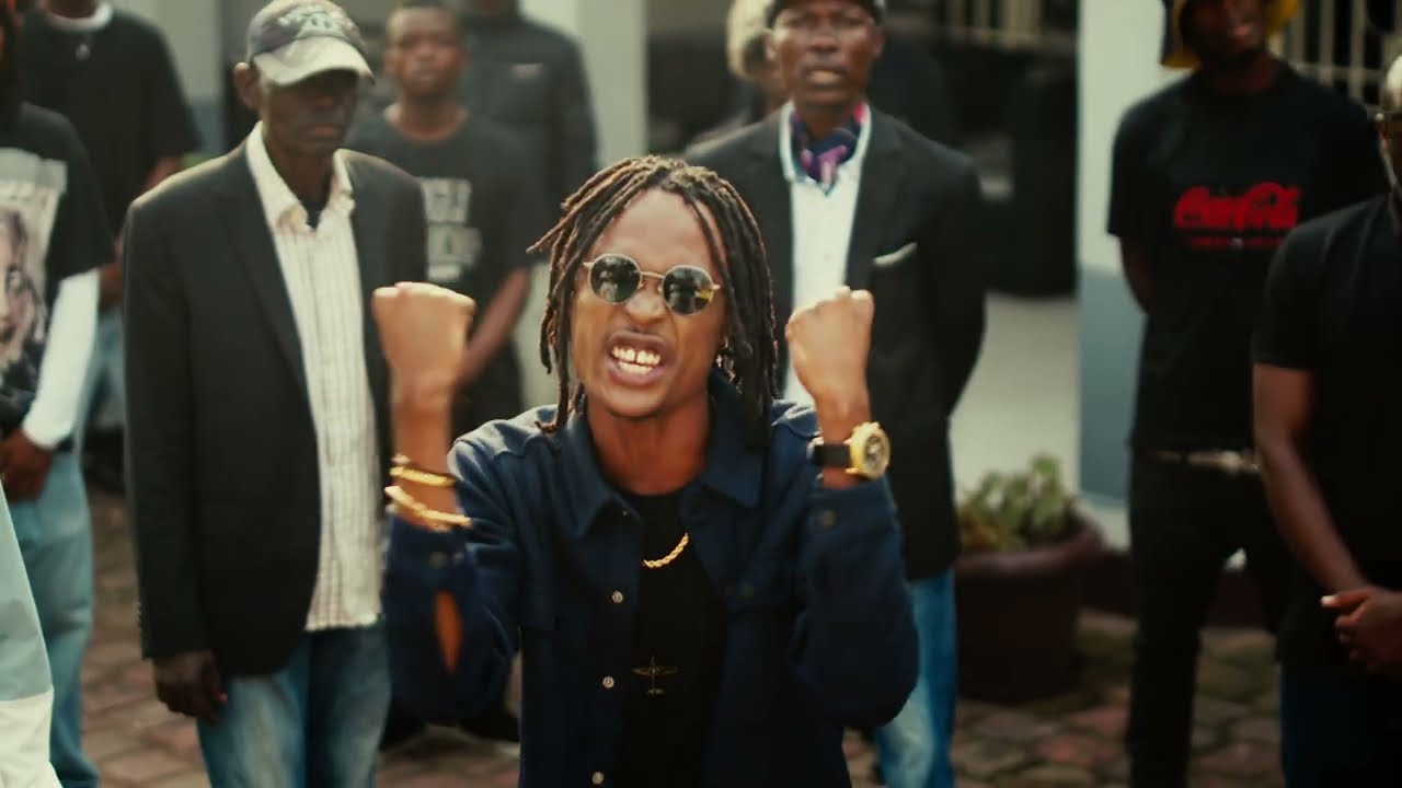 EKE LATERAL - TSHENGE