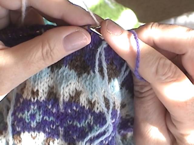 Fair Isle Knitting Tutorial for Beginners [+slow-mo video & tips