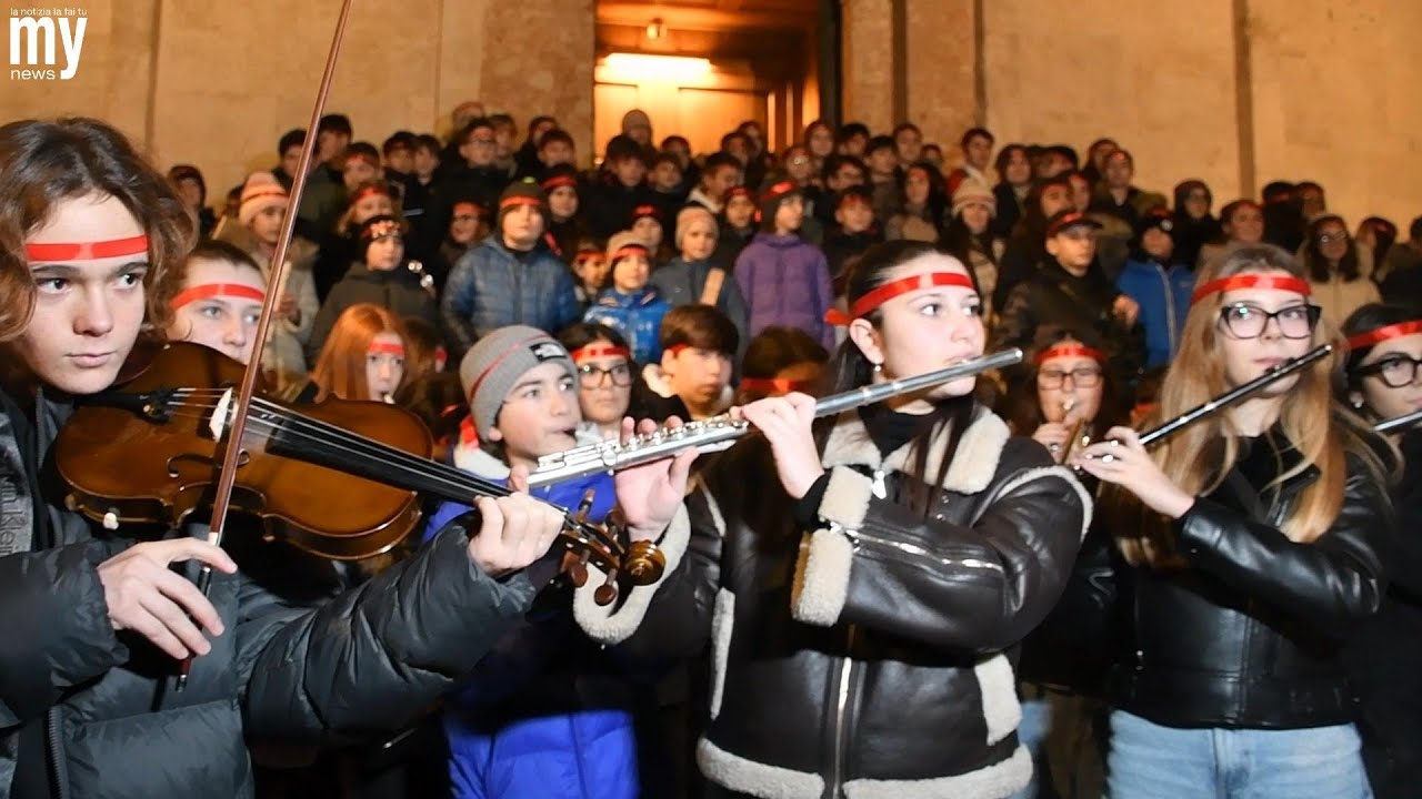 Un corteo di voci e colori per celebrare San Sebastiano tra emozioni e memoria