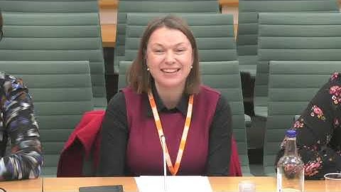 What two things should the DVSA or the DfT do to change the situation of test waiting times backlog