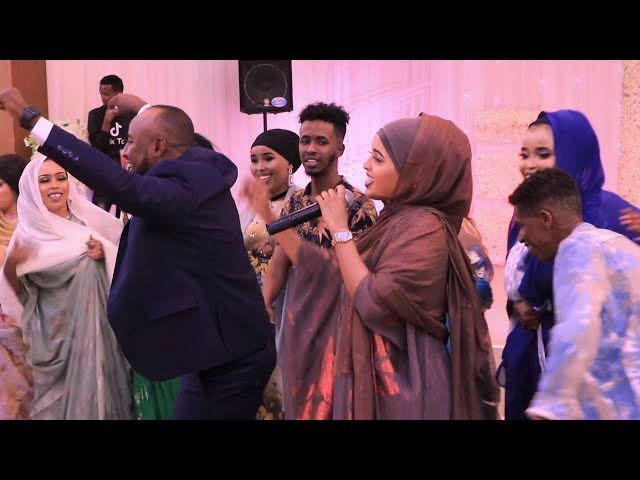 Yalangoch keksa erkaklar fotosuratlari Onlayn striptizchi porno partiyalar