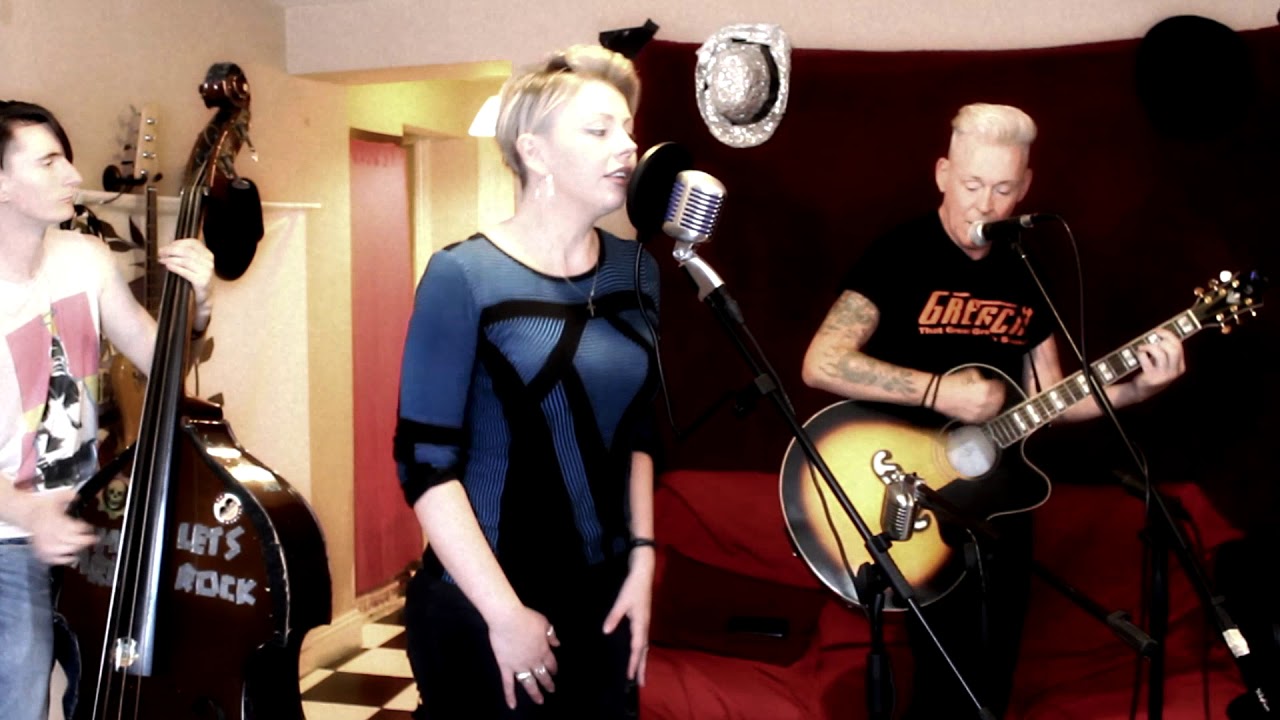 Craic 'N' Roll - 'The Early House' - Rhythm & Roots Sessions at Beardfire Studio