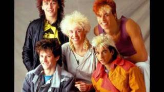 White Feathers / KajaGoogoo