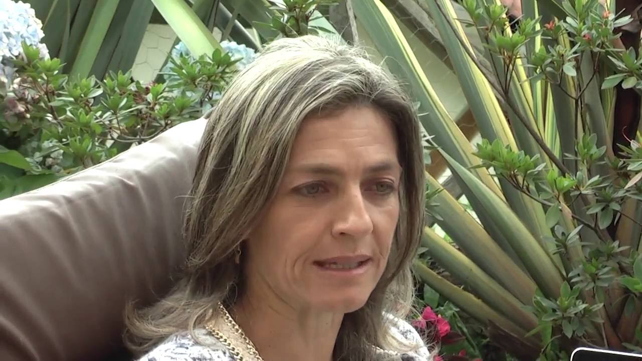 AMARTE: Amar es un arte que aprenderás en este programa. Noviazgo…..Sexualidad…..Familia…..Valores