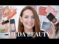 Focus huda beauty  beaucoup dindispensables dans la marque  des ppites pour les peaux grasses