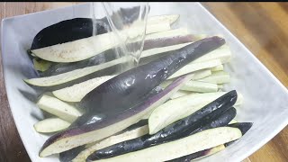 가지를 소금에 절이지 않고 이렇게 했더니 배추겉절이보다 맛있어요 !! 두고 두고 먹기 좋아 명절 밑반찬으로 인기가 많읃 가지김치 Eggplant kimchi