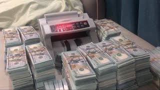 Nice Dollar Count 1 05 Million Cash #money #dollar #us #cash #millionaire #million
