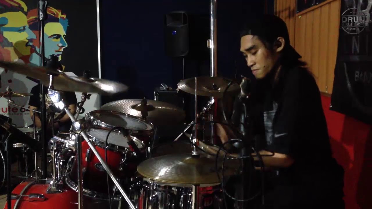 Drum United Bandung Yogi Viscral live at Drums Jamming Session I