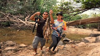 AGORA EU ENTENDO O DITADO MUITO PEIXE PARA POUCA ÁGUA! Nesse lugar não se pode vacilar. pescaria