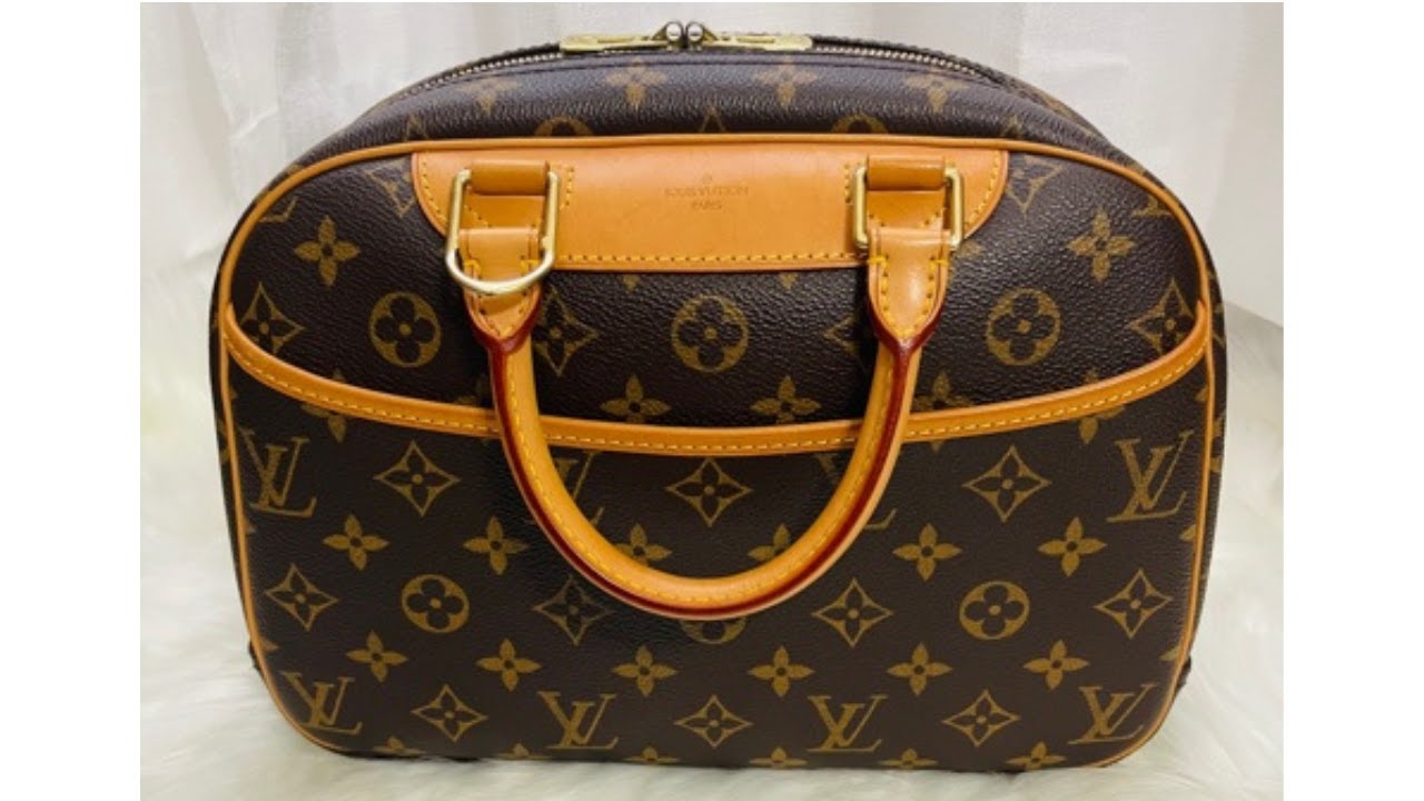 WHAT'S IN MY BAG 2021  LOUIS VUITTON MONOGRAM TROUVILLE..*REDO