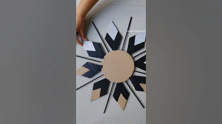 Diy Cardboard Wall Hanging | Cardboard Craft #shorts #diy #wallhanging