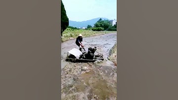 The process of paddy field leveling = good tools to increase efficiency