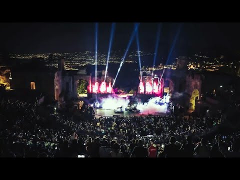 Simple Minds - Vision Thing (Live from Teatro Antico di Taormina)