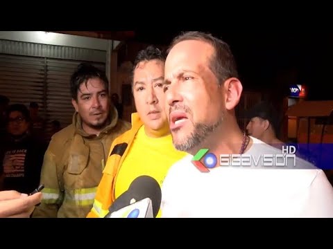 🔥GOBERNADOR CAMACHO ES AGREDIDO Y OBLIGADO A ABANDONAR LUGAR DEL INCENDIO EN MERCADO MUTUALISTA,