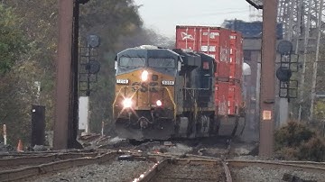 First CSX train of the day, CSX Q190 rolls by Bound Brook