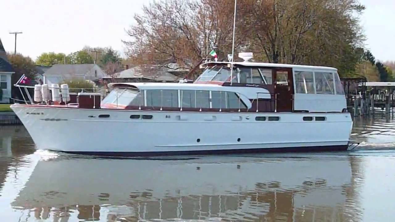 50ft. 1960 Chris Craft Constellation | Doovi