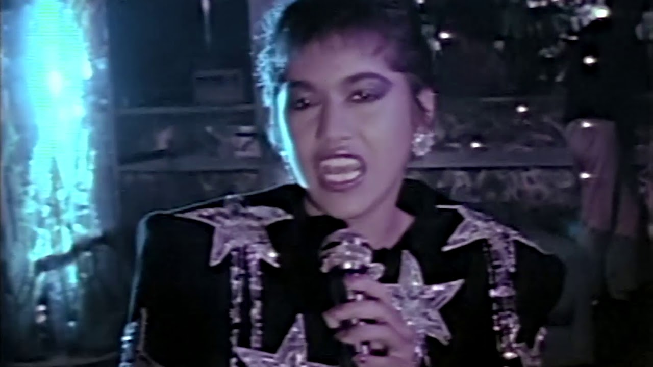 Holy World – I'm Talking