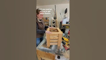 Easy DIY planter box!