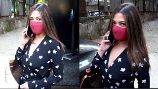 Model Riya Sen Snapped At Tip & Toe Salon Juhu