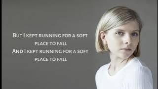 AURORA - Runaway (Lyrics)
