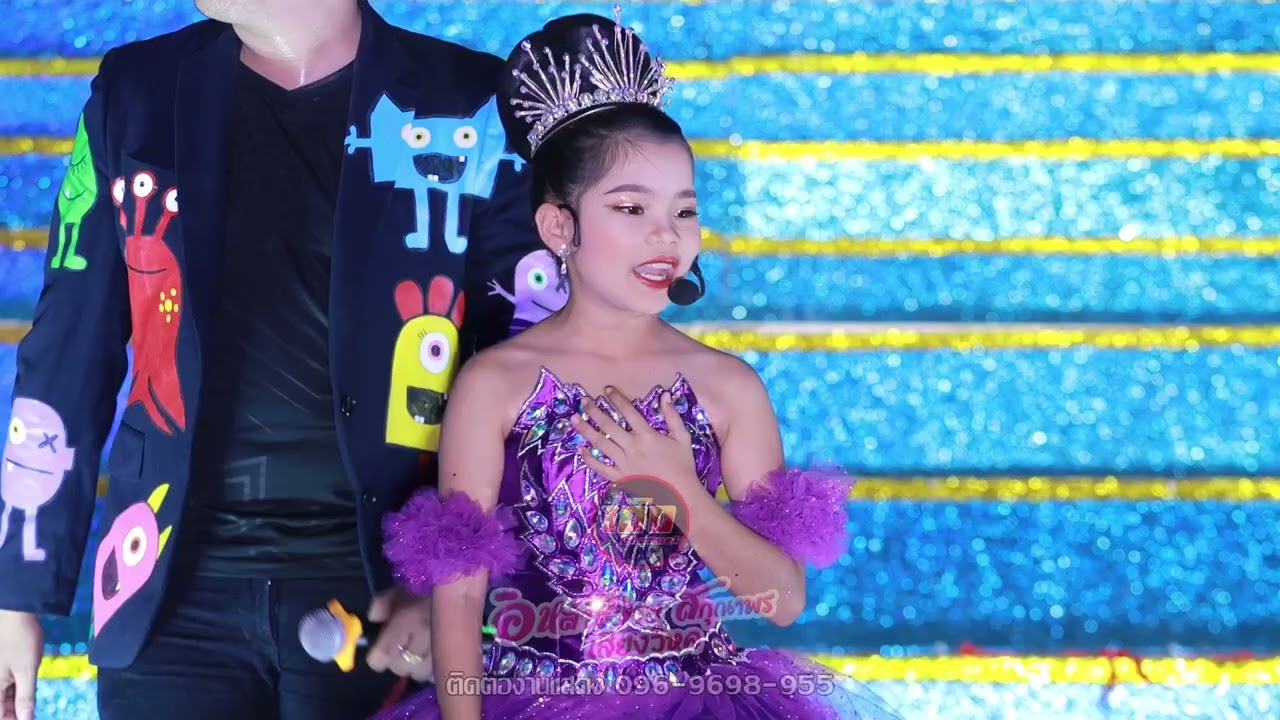 หลานย่างามบ่ แม่ฮ้างน้อย น้องอายเต้นท่าเจาะๆๆ หลงรักไม่ไหวเลย