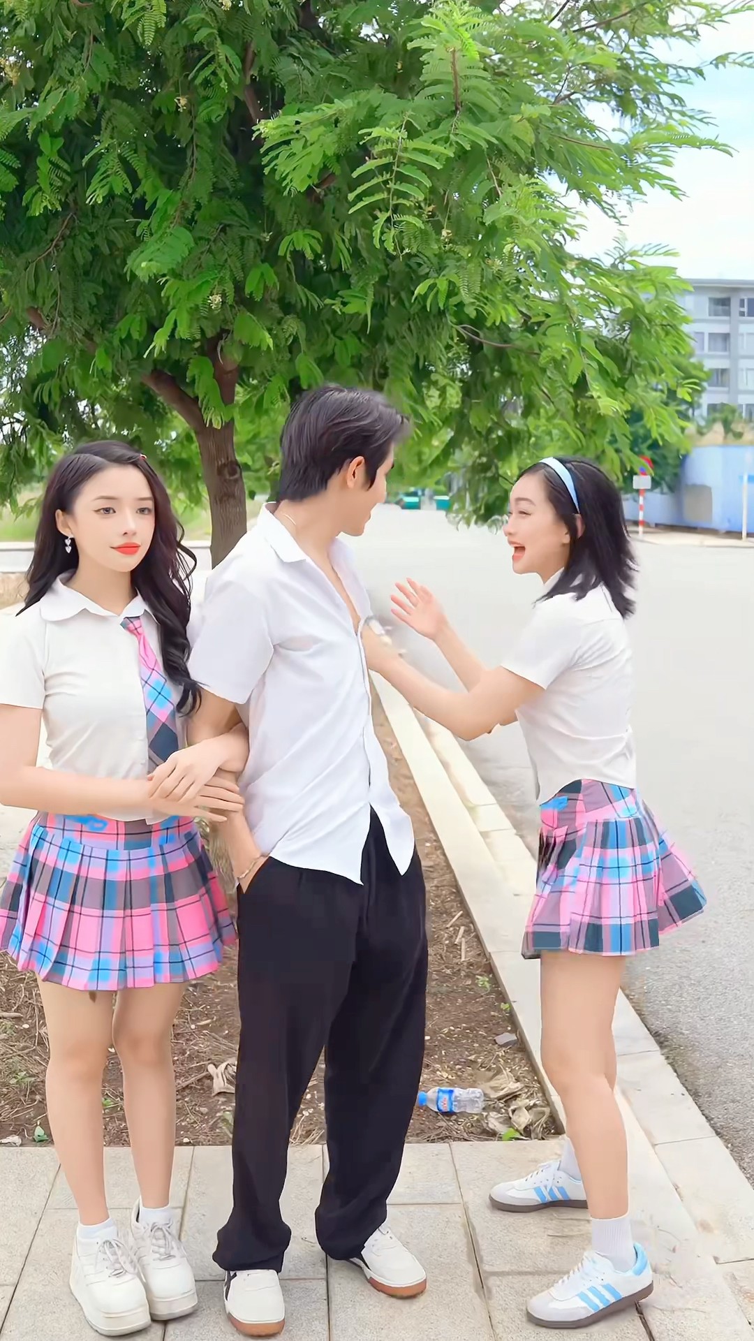 Don't touch my boyfriend =)) #C4class #chany
