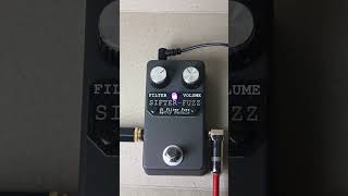 Ivy Pedals Sifter Fuzz Moon Grey #PedalDemo 1/4 #effectspedals #guitarpedals #guitar #fuzz #reverb