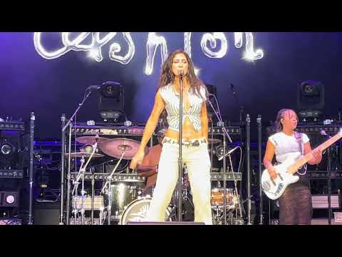 Kassi Ashton - Rain In Texas (Live) - Hartford HealthCare Amphitheater, Bridgeport, CT - 8/6/26