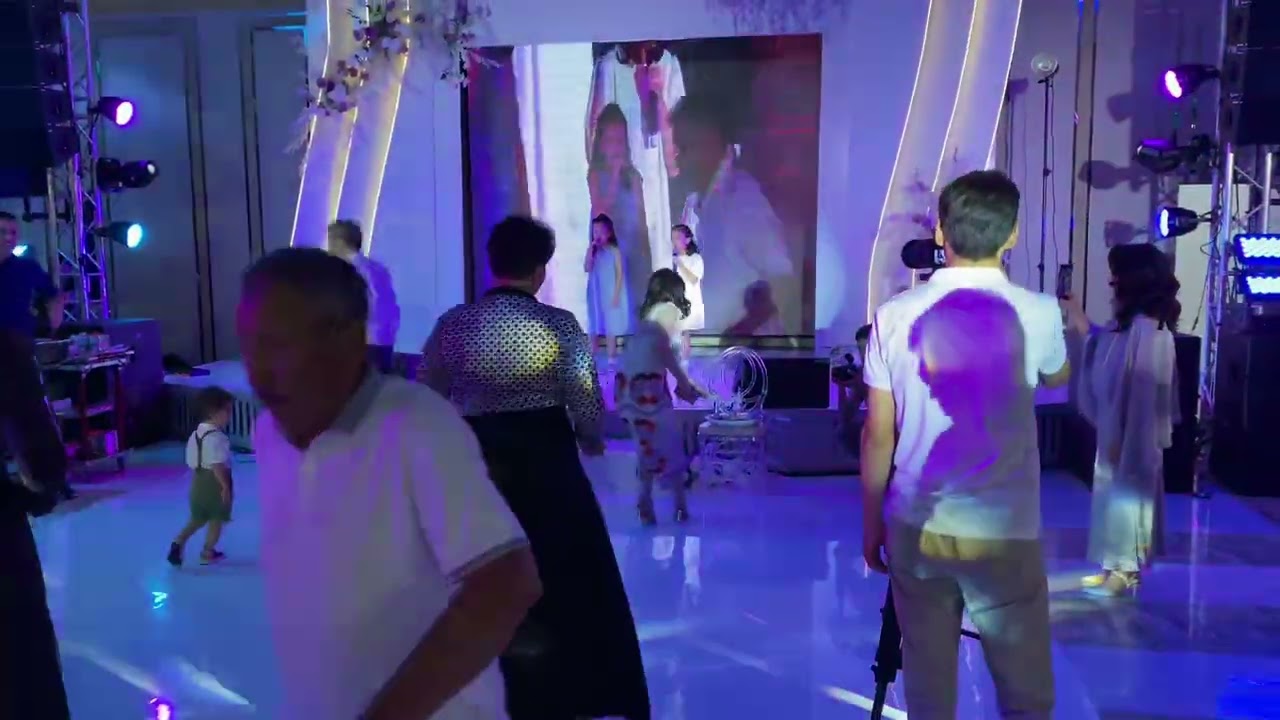 Песня на свадьбу. Поздравление с днем свадьбы от сестренок брату