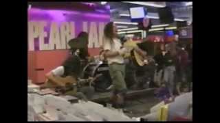 Pearl Jam - 1991-11-14 - Tower Records, Yonkers, NY