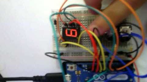 Laboratorio 4: Display + Pulsadores + Interrupciones con Arduino