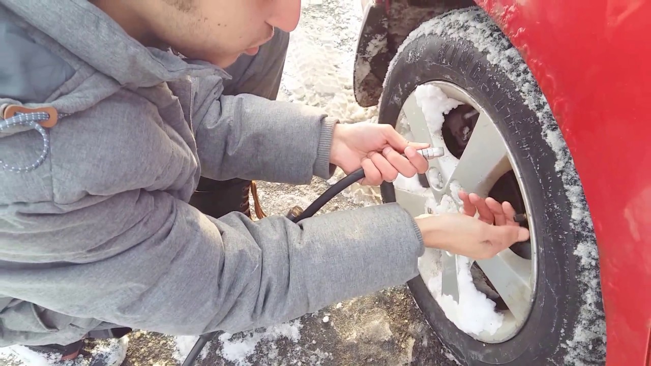 كيف تملأ اطارات السيارة بالهواء في كندا How to fill tires with air in Canada