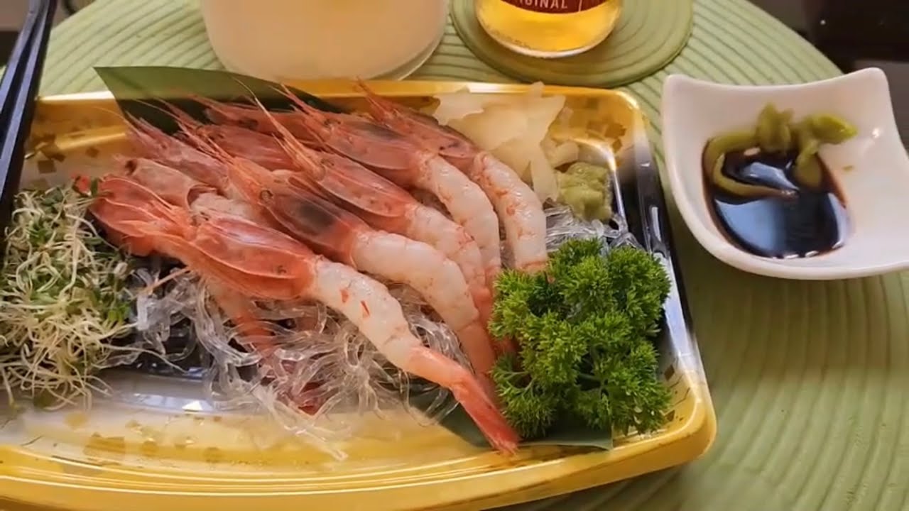PRAWN SASHIMI WITH BEER 🤣🤣🍺🍻🦐 YouTube