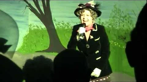 Julia Sutton recalls Marie Lloyd in Variety Collec...
