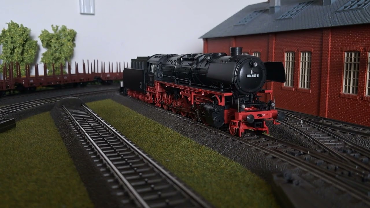 Märklin (39885) MFX+ 044  Klassiker Vorstellung