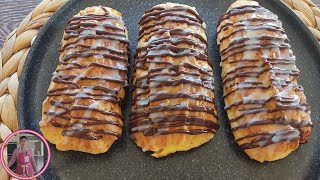 :     (eclairs, profiteroles).     