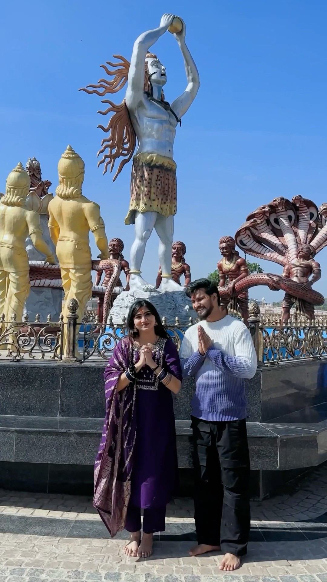 मेरे पति मुझे उज्जैन महाकाल लोक गूँमानें ले गये?️❤️ #kajalsoni #ujjainmahakal #love @kajalsoni