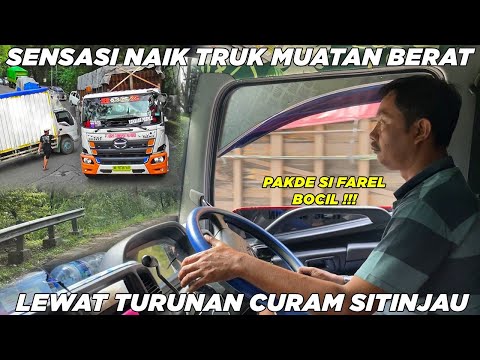 Sensasi Naik Truk Trailer Muatan Berat, Kejadian Tak Terduga Pun Terjadi di Sitinjau Lauik