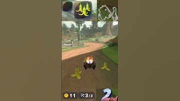 Finding a new way to dodge a Red Shell #mariokartworld #shorts #mariokart