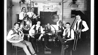 At the jazz band ball - Bix Beiderbecke and his gang At the jazz band ball - Bix Beiderbecke and his gang