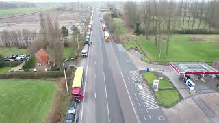 Ellenlange rij vrachtwagens in Zeebrugge