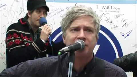 Nada Surf  - Bizarre Love Triangle (New Order cover)