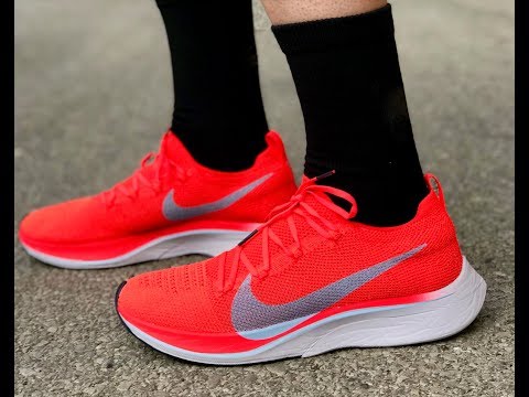 nike flyknit vaporfly 4