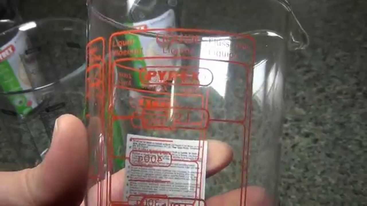 Pyrex 750 ml Kitchen Lab Measure and Mix Beaker