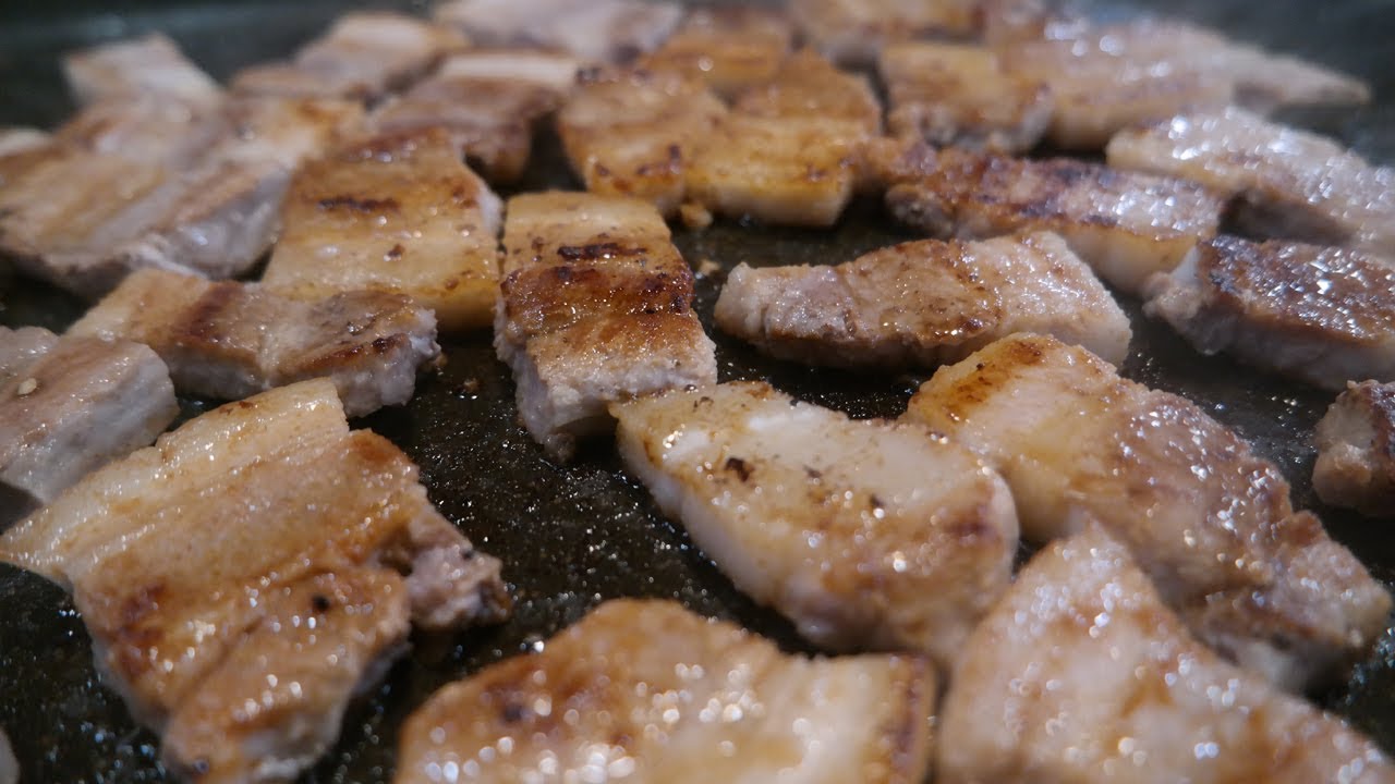 Korean BBQ Pork Belly (samgyeopsal 삼겹살) 강프로 Kang Pro TV YouTube