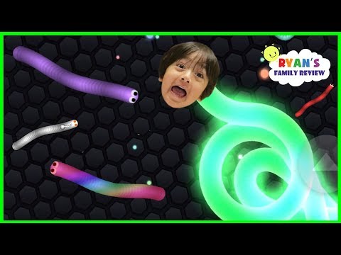 Let's Play Mega Fun Slither io Game with Ryan's Family Review